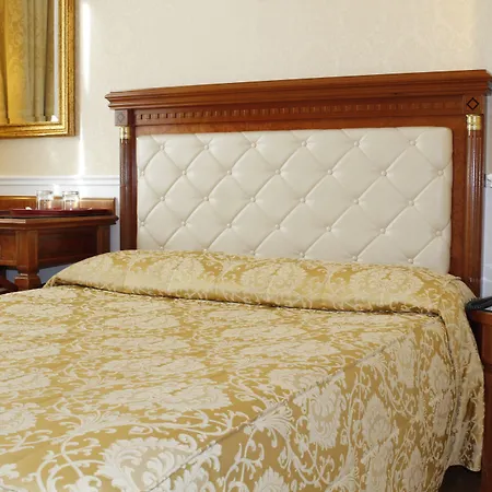 Hotel Villa Pinciana-2
