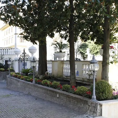 Hotel Villa Pinciana-2